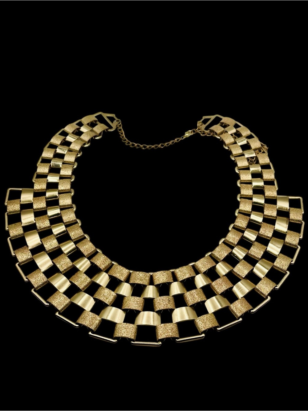 Fab Vintage Gold Tone Textured Bib Collar Necklace Retro Brutalist Statement - Picture 11 of 15